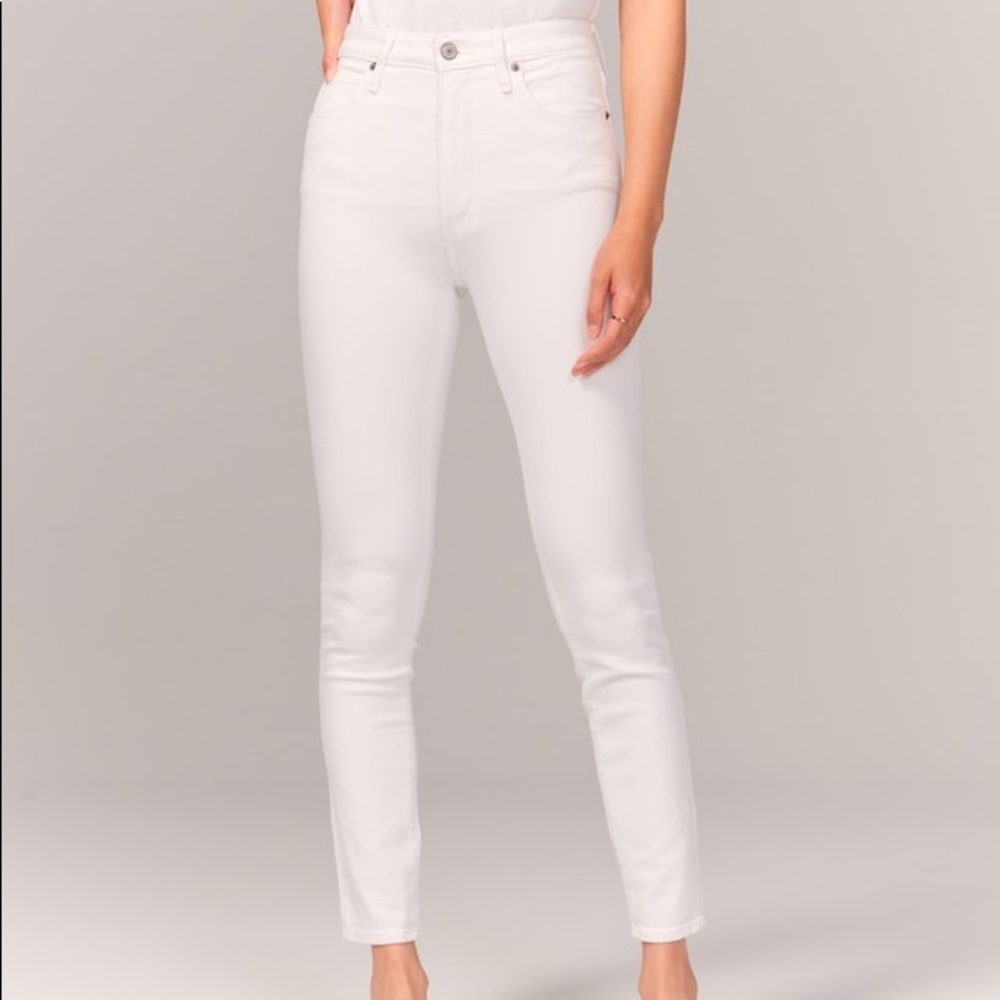 NWT Abercrombie Curve Love High Rise Super Skinny Jean - White - 25 Short
